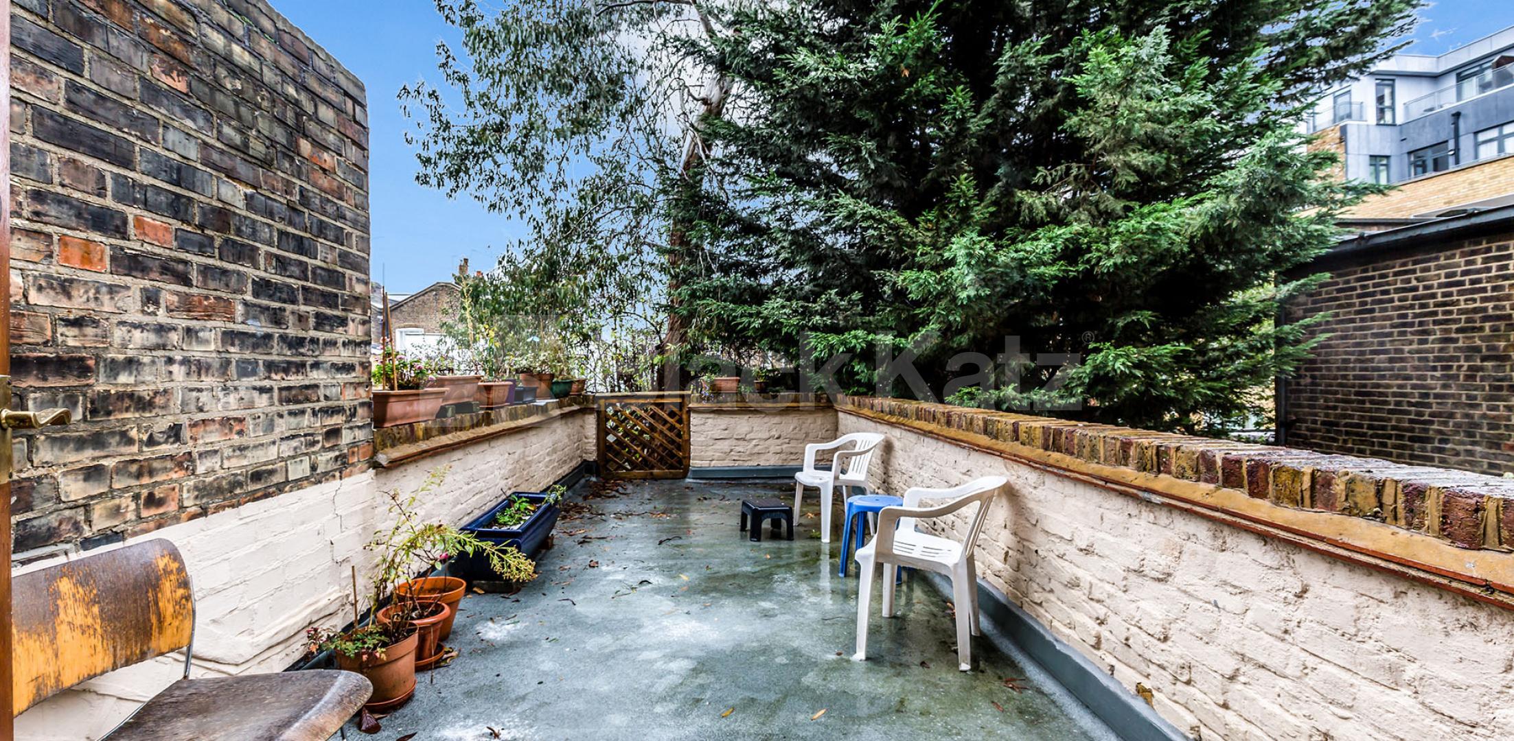 			NEW INSTRUCTION!, 1 Bedroom, 1 bath, 1 reception Flat			 Axminster Road, HOLLOWAY